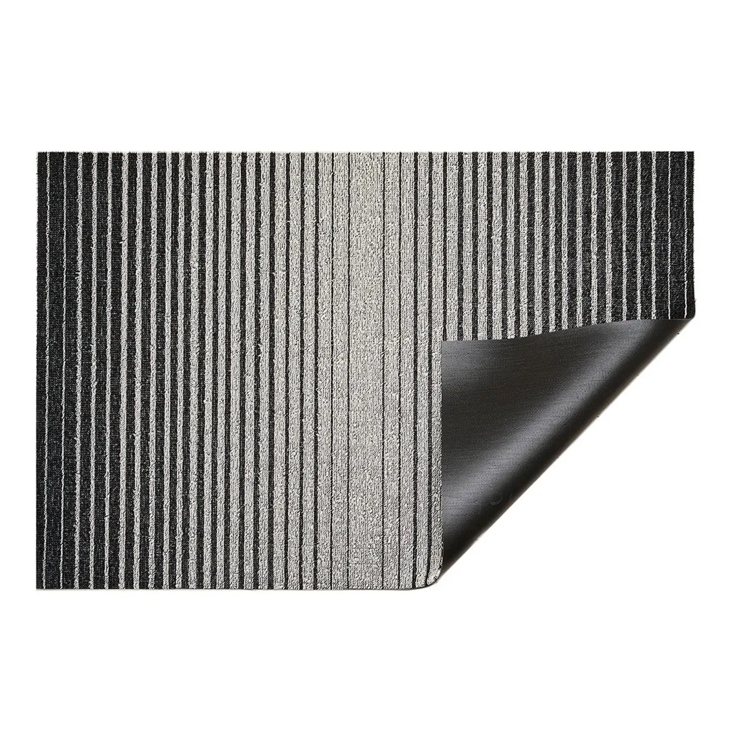 chilewich | doormat 46x71cm (18x28") | domino black   white