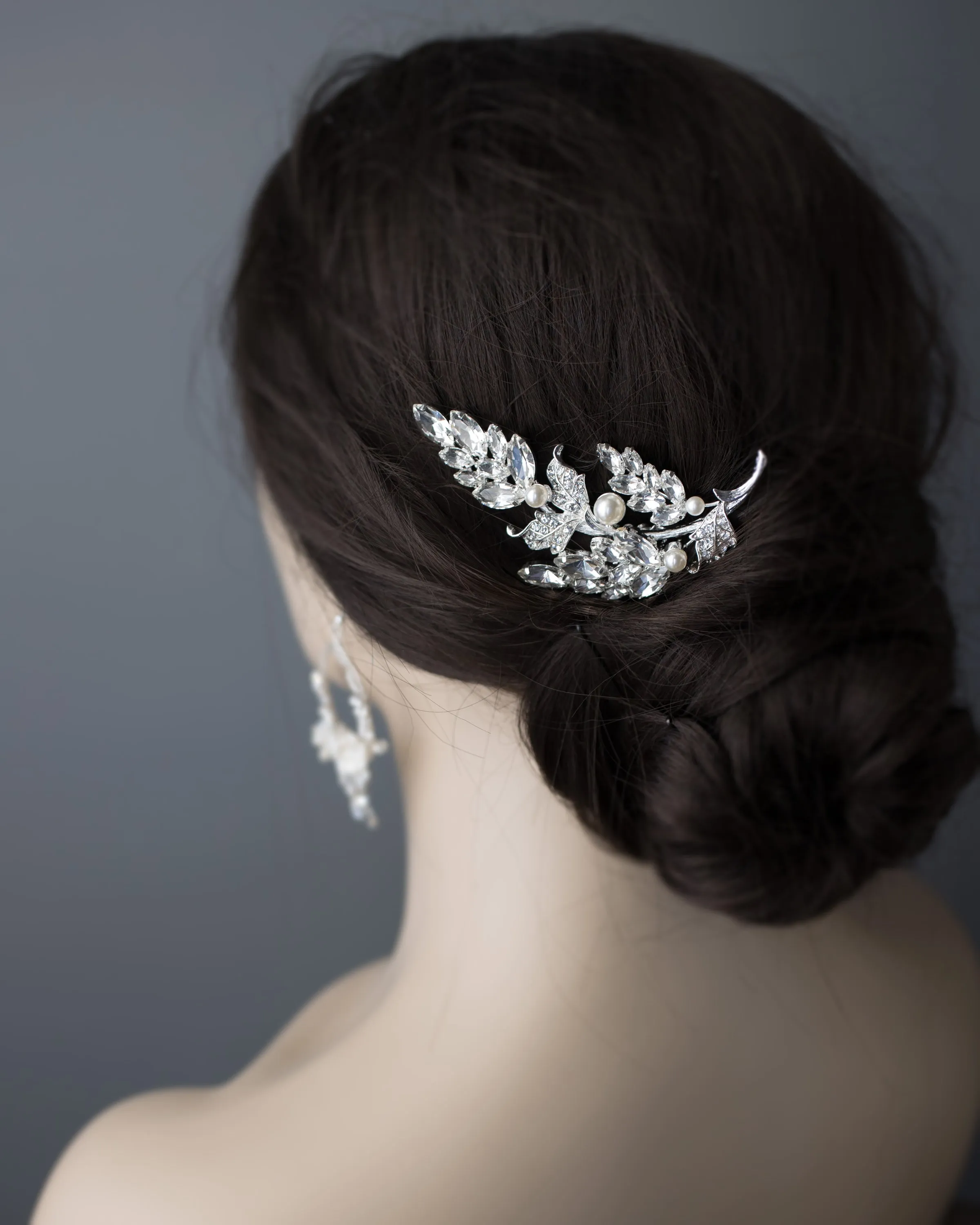 Hair Comb with Crystal Leaves and Pearls