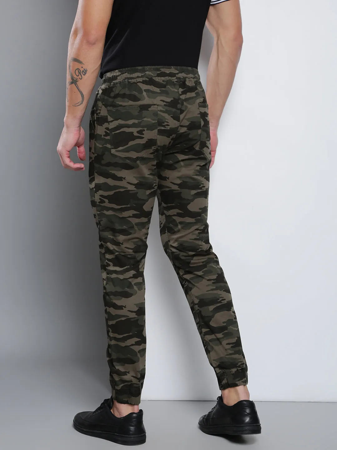 Men's Straight Fit Cotton Cargo Joggers (Natural Olive)