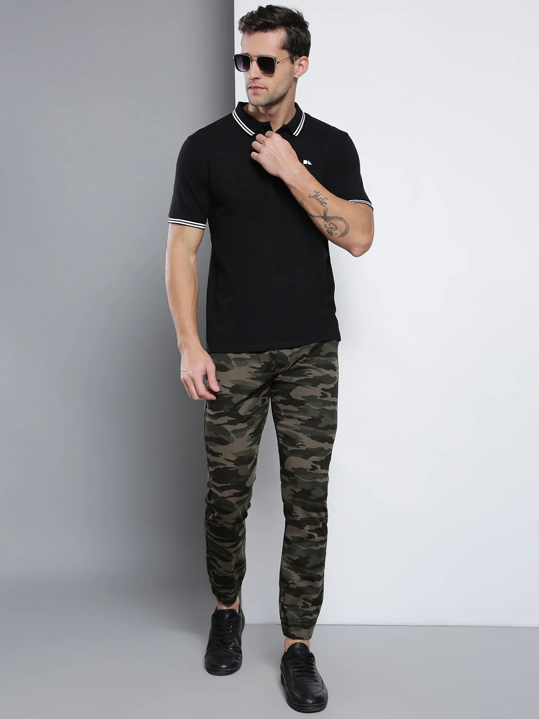 Men's Straight Fit Cotton Cargo Joggers (Natural Olive)