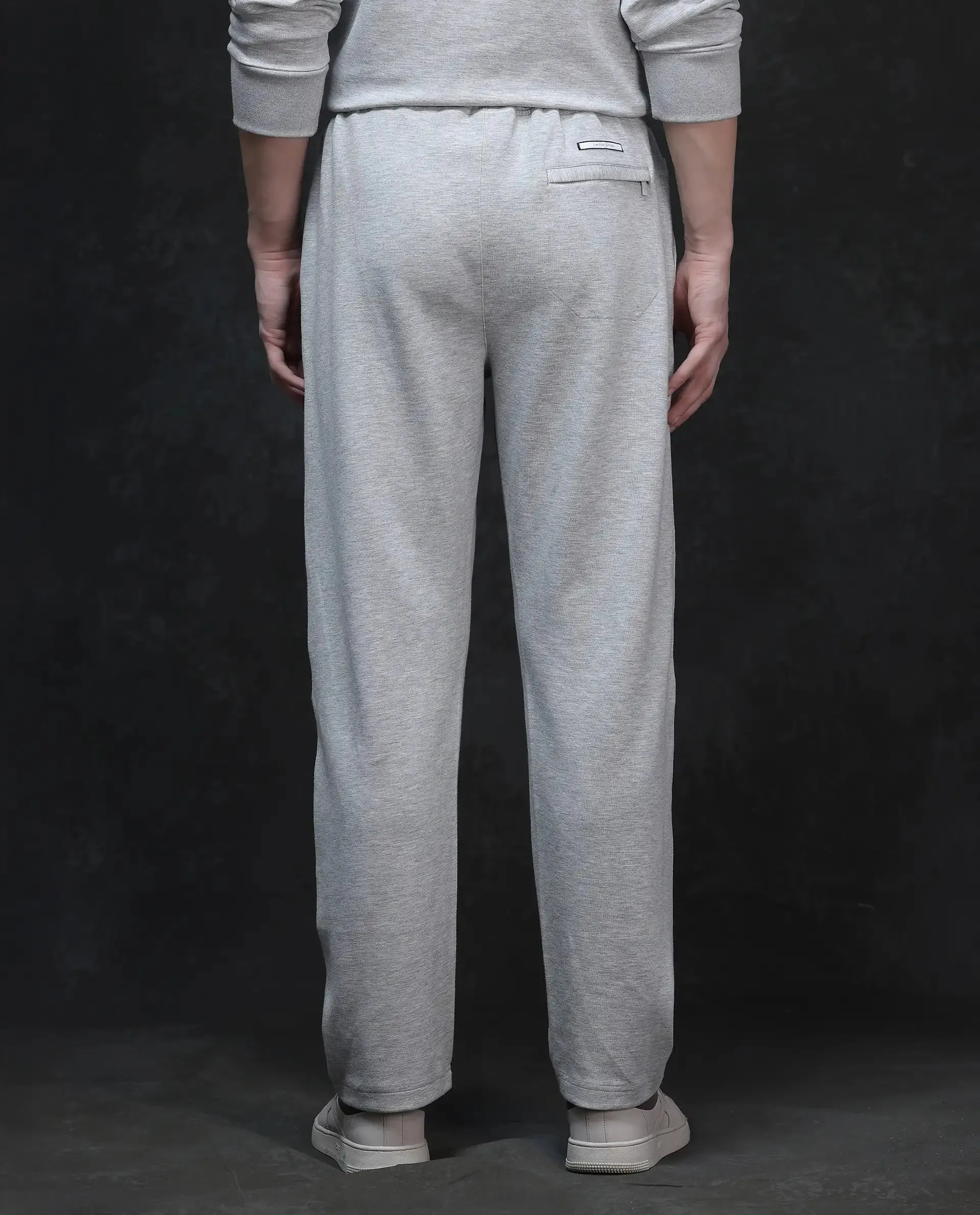 Rare Rabbit Men Renk Melange Grey Modal Fabric Drawstring Closure Baggy Fit Plain Track Pant